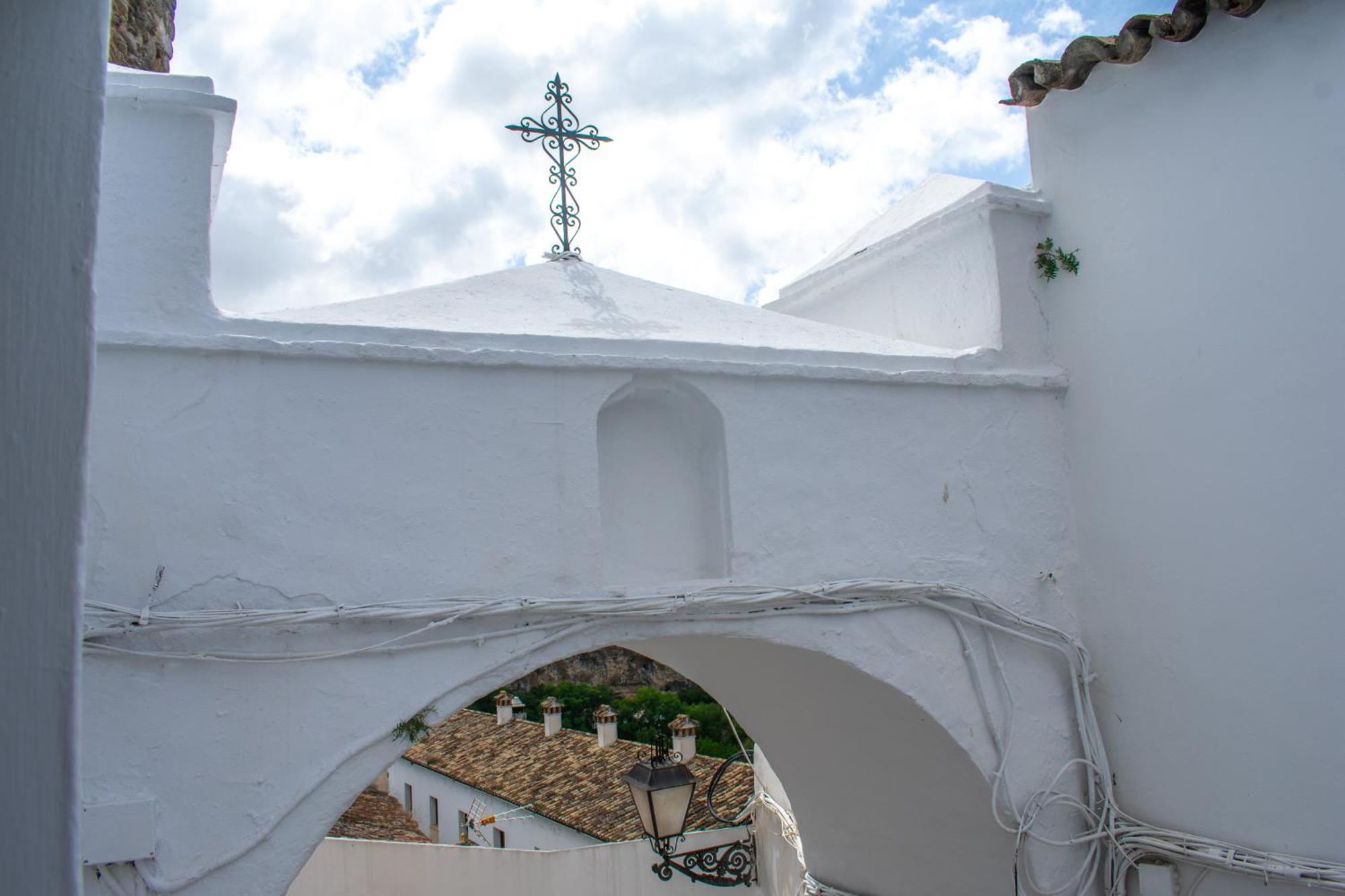 Villa Casa Puerta Arabe Setenil De Las Bodegas Exterior foto