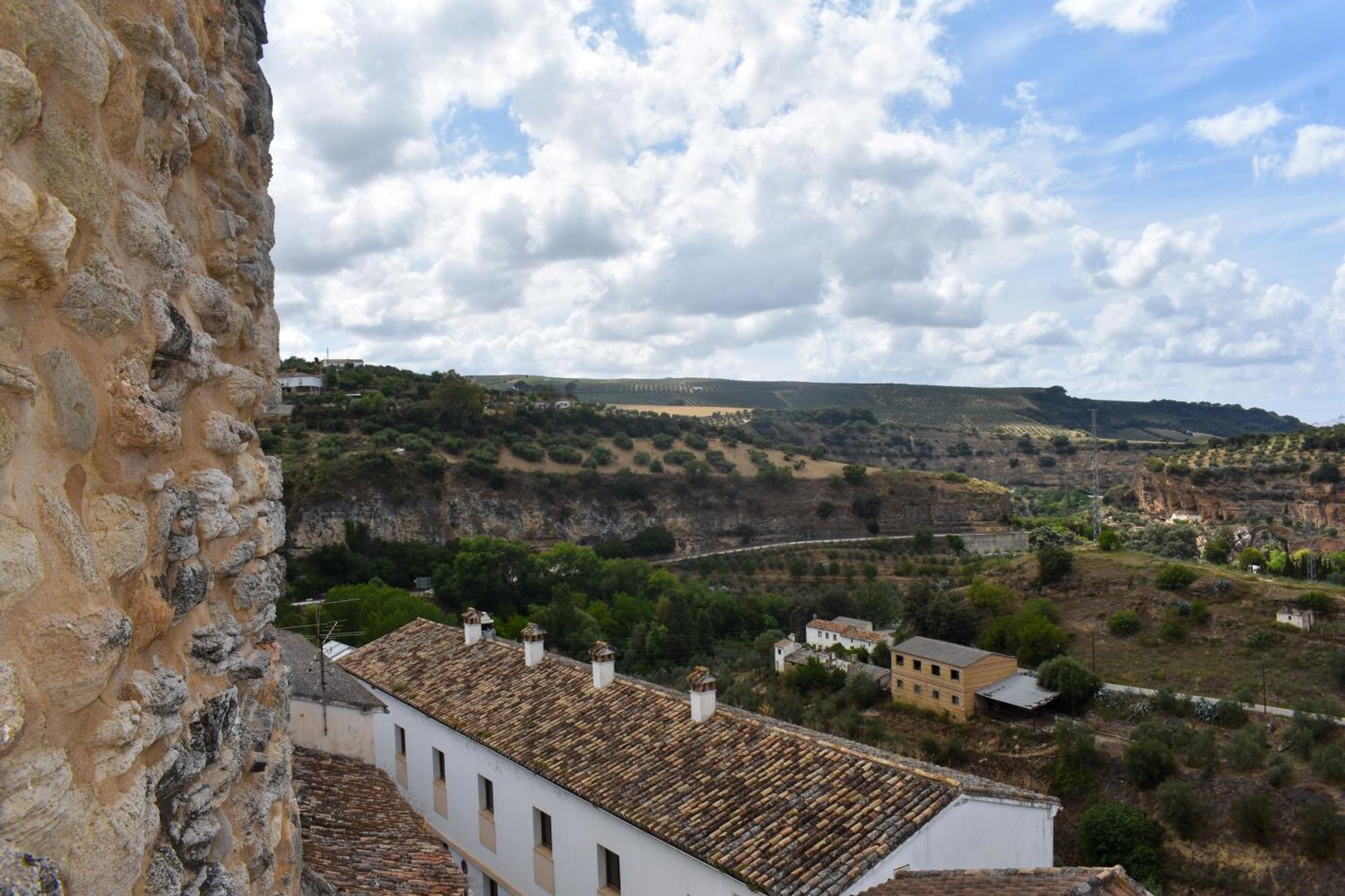 Villa Casa Puerta Arabe Setenil De Las Bodegas Exterior foto
